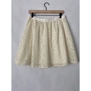 Women's Express Skirt Cream Color w/ Lace Overlay, Lined Size 10 NWT